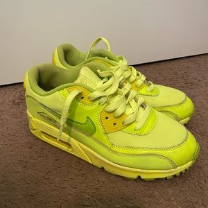 NEON GREEN AIRMAX 90